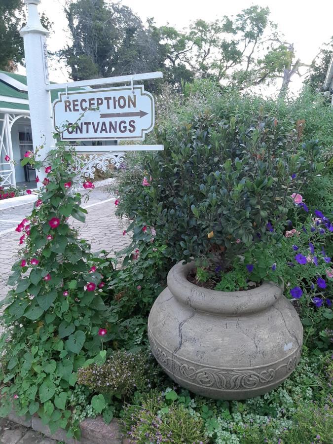 Adley House Bed & Breakfast Oudtshoorn Exterior photo